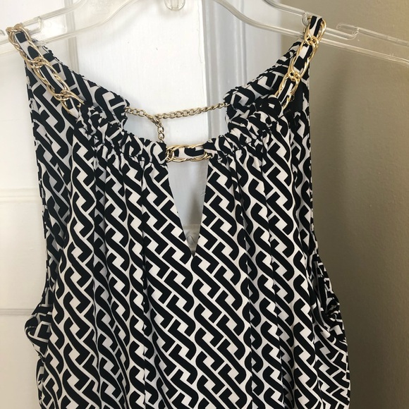 Halter-style Jumpsuit - Picture 3 of 5